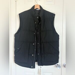 Zara women’s Black Quilted Vest size L